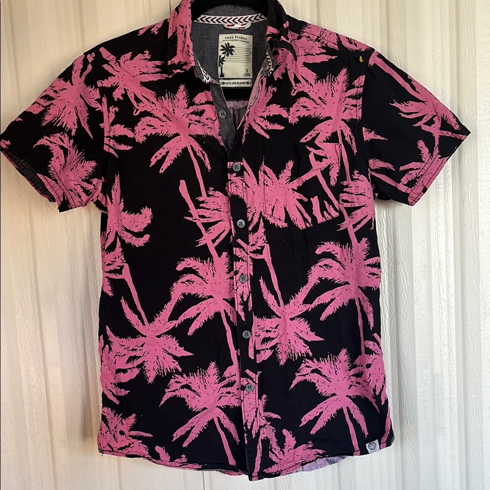 FREE PLANET Black with Pink Palm Tree Shirt Womens S
